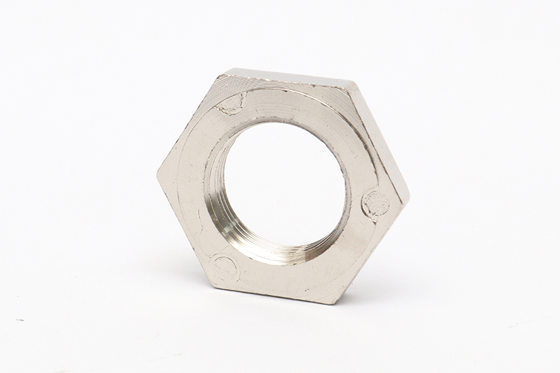 Zinc alloy nut